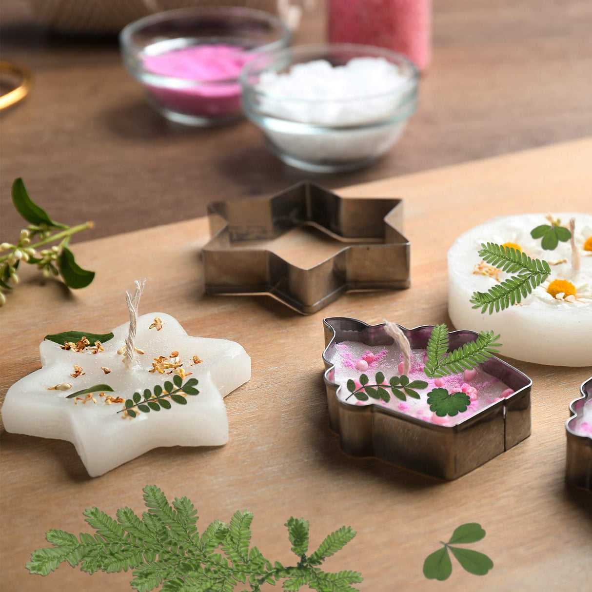 42 Pieces Dried Pressed Leaves Dried Flowers for Resin Real Assorted Dried Greenery for Pressed Leaf Art Craft DIY Embellishment Decorations, 7 BBTO