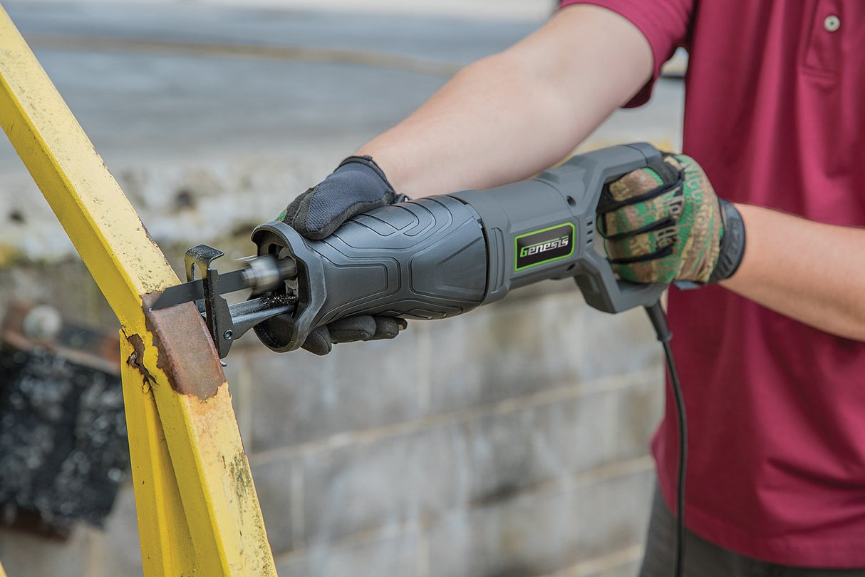 Genesis GRS750 7.5-Amp Variable-Speed Reciprocating Saw with Adjustable Pivoting Front Shoe, Wood and Metal Cutting Blades and 2 Year Warranty Genesis