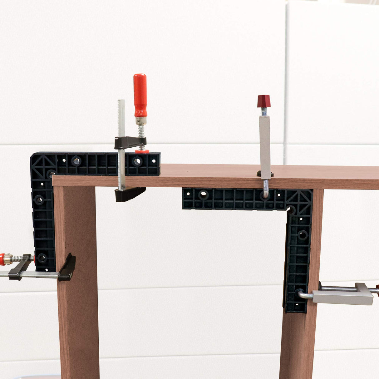 Milescraft 4011 8" ClampSquares - 90 Degree Corner Clamp, Positioning/Assembly Squares for Pictures Frames, Boxes, Etc Black Milescraft