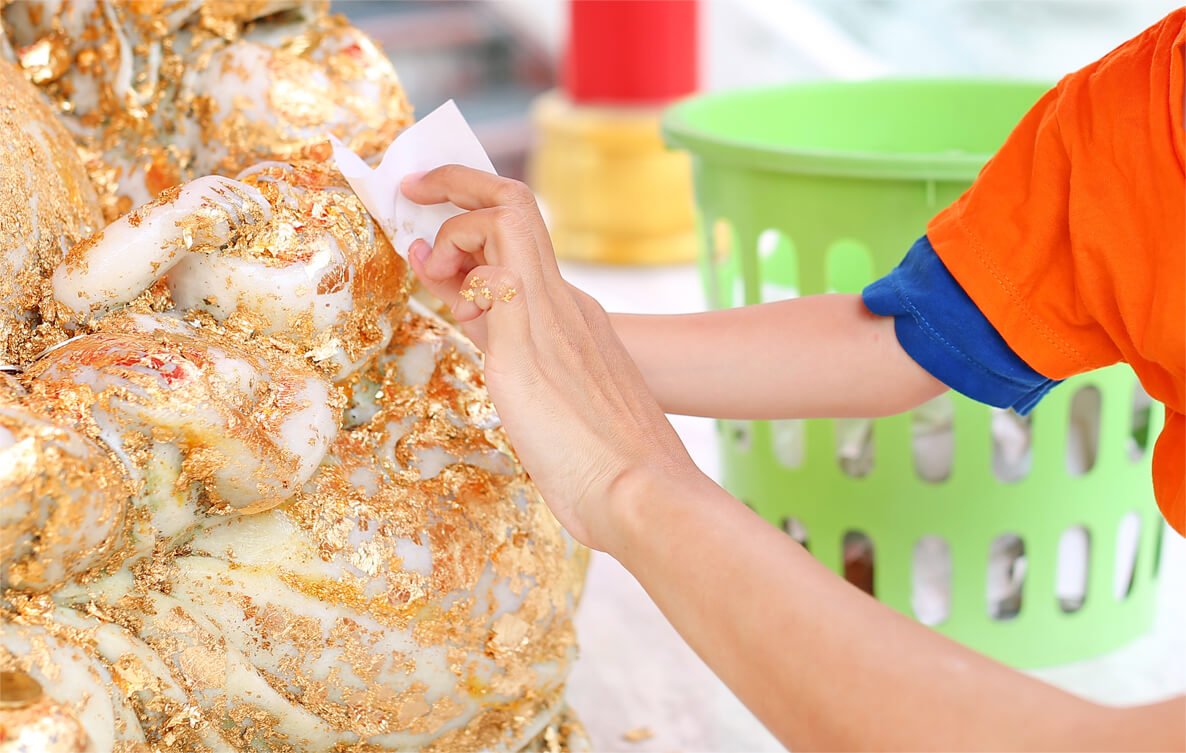 Paxcoo 300 Gold Leaf Sheets for Resin, Gold Foil Flakes Metallic Leaf for Resin Jewelry Making, Nail Art, Slime, and Gilding Crafts (Gold, Silver, PAXCOO