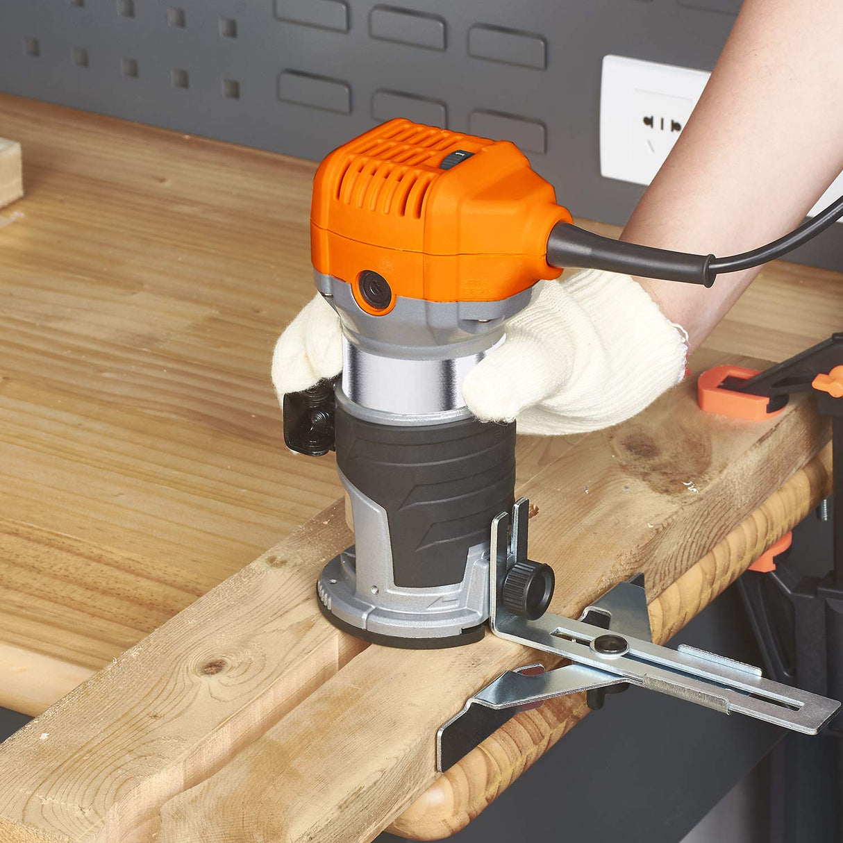 VOLLTEK 6.5-Amp Wood Router Tool, 1.25 HP Compact Trim Router with 5PCS Wood Router Bits, Edge Guide, Roller Guide, Dust Hood and 1/4" & 3/8" Collets VOLLTEK