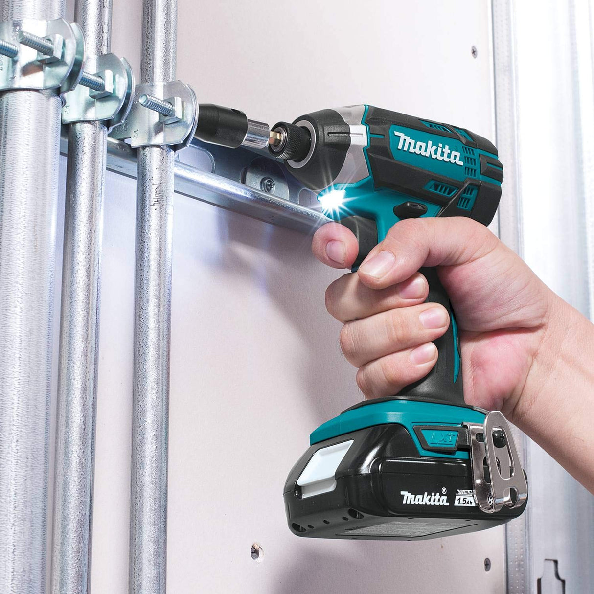 Makita CT225SYX 18V LXT® Lithium-Ion Compact Cordless 2-Pc. Combo Kit (1.5Ah) Makita