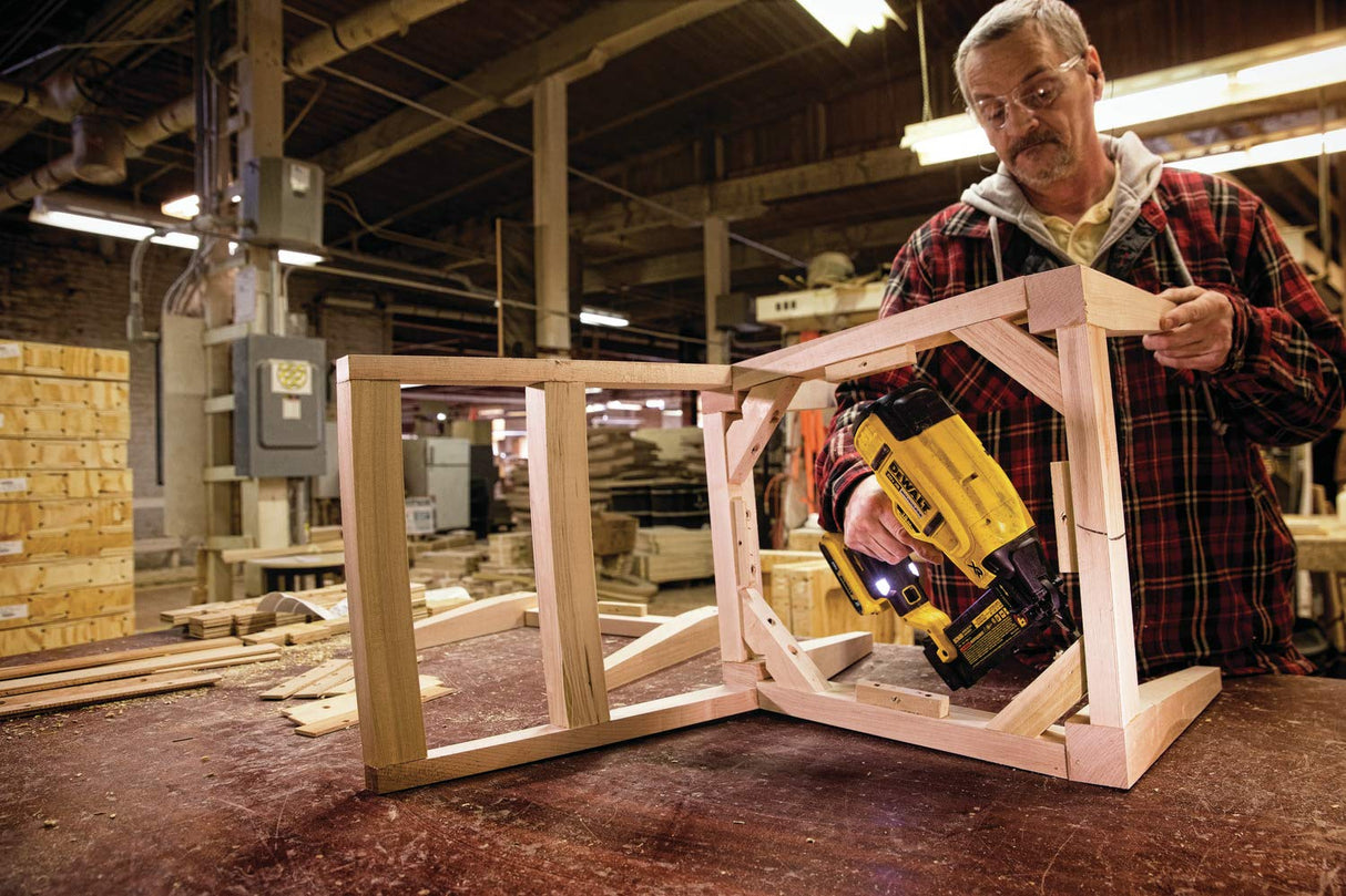 DEWALT 20V MAX* Cordless Brad Nailer, 18GA, Tool Only (DCN680B) DEWALT