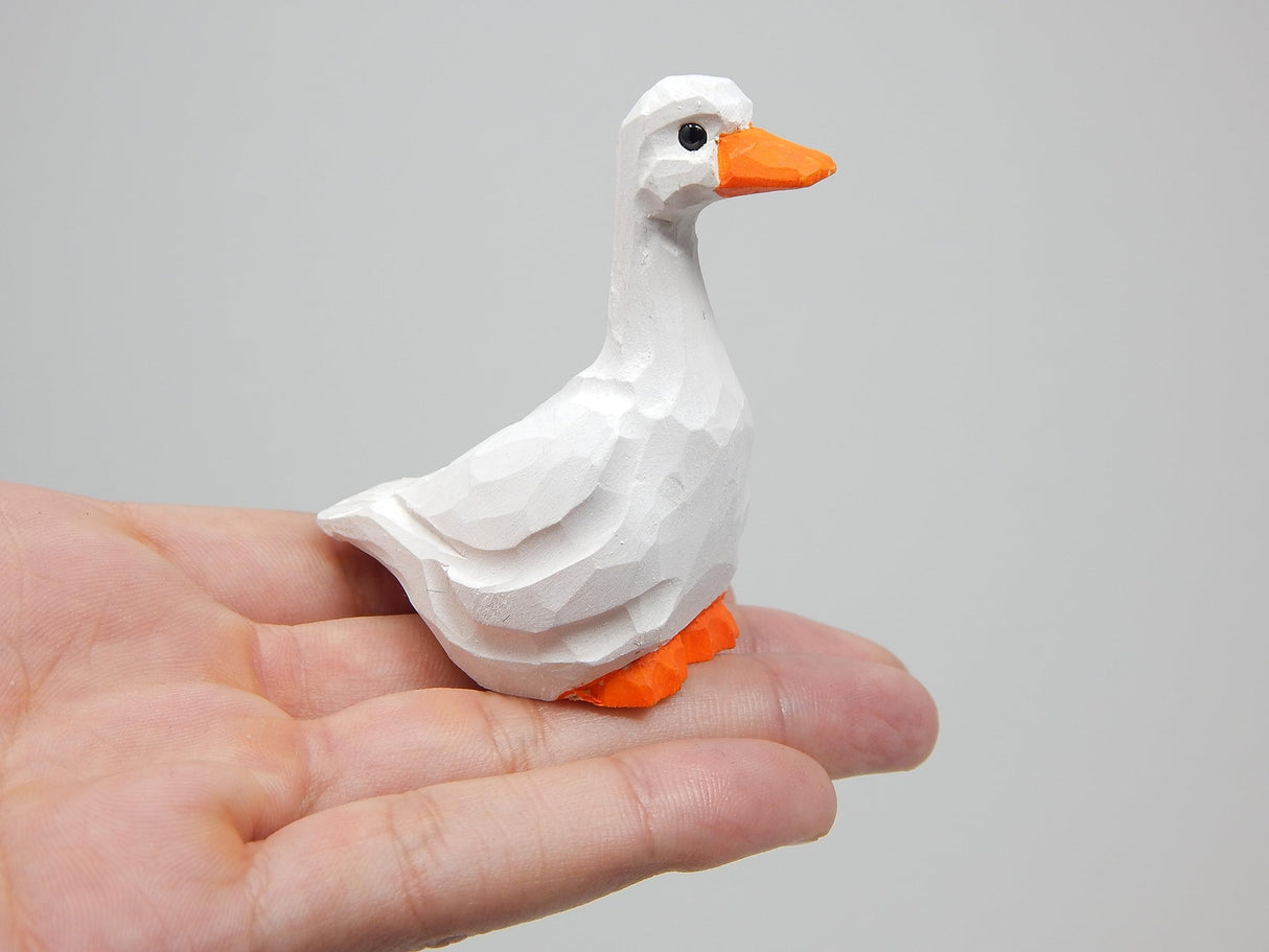 Selsela White Goose Keychain Bird Ring Hook Clip Charm Miniature Wood Mini Figurine Small Animal Selsela