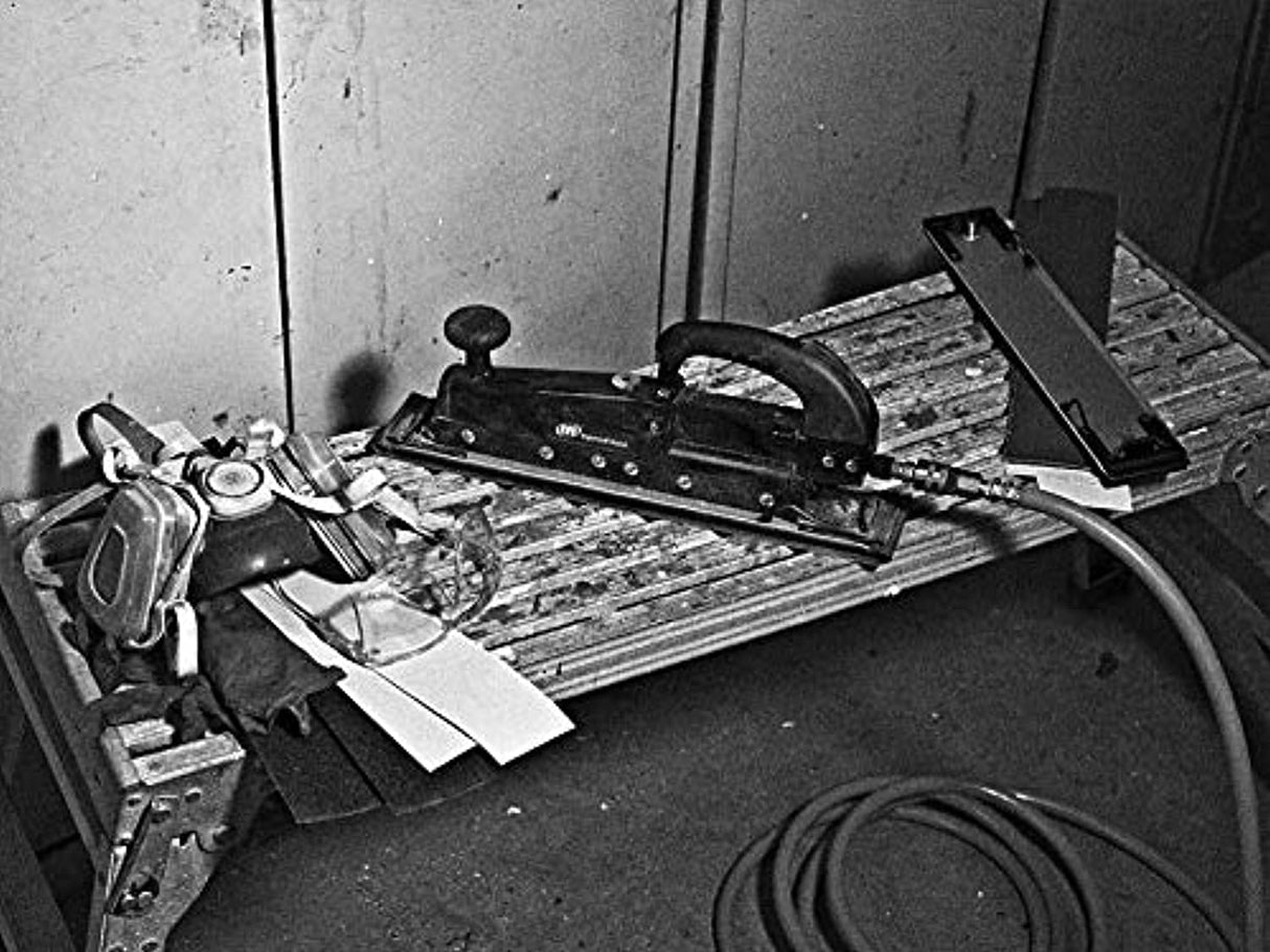 Ingersoll Rand 315G Straight Line Air Sander, 2.75" x 17.5" Pad, 3,000 SPM, Large Ingersoll Rand