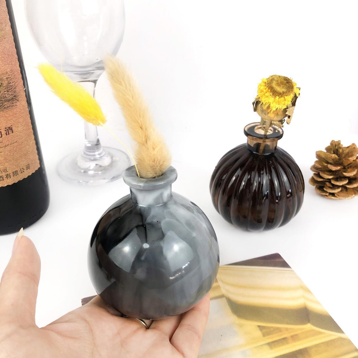 XYQHOAC Resin Vase Mold Round Vase Epoxy Resin Molds Silicone Casting Moulds for DIY Dried Flower Container Plant Propagation Station Makeup Brushes XYQHOAC