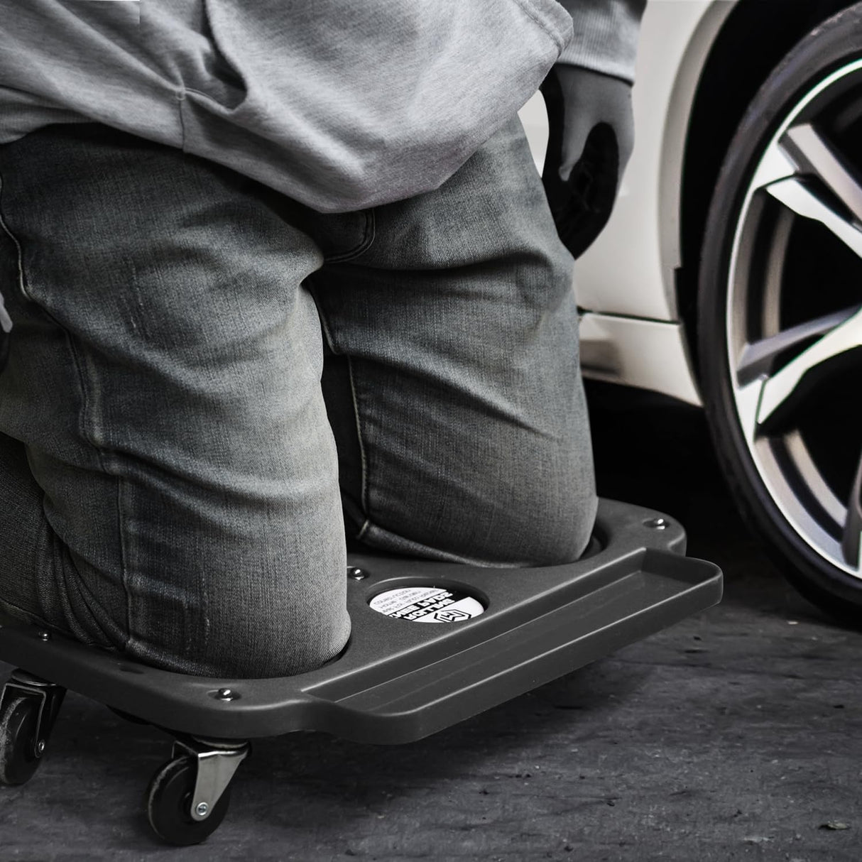 Magshion Knee Creeper on Wheels, Rolling Knee Pads with 5 Swivel Castors for Garage Workshop, Auto Repairing and Garden, 10x20 Inch Knee Roller with Magshion