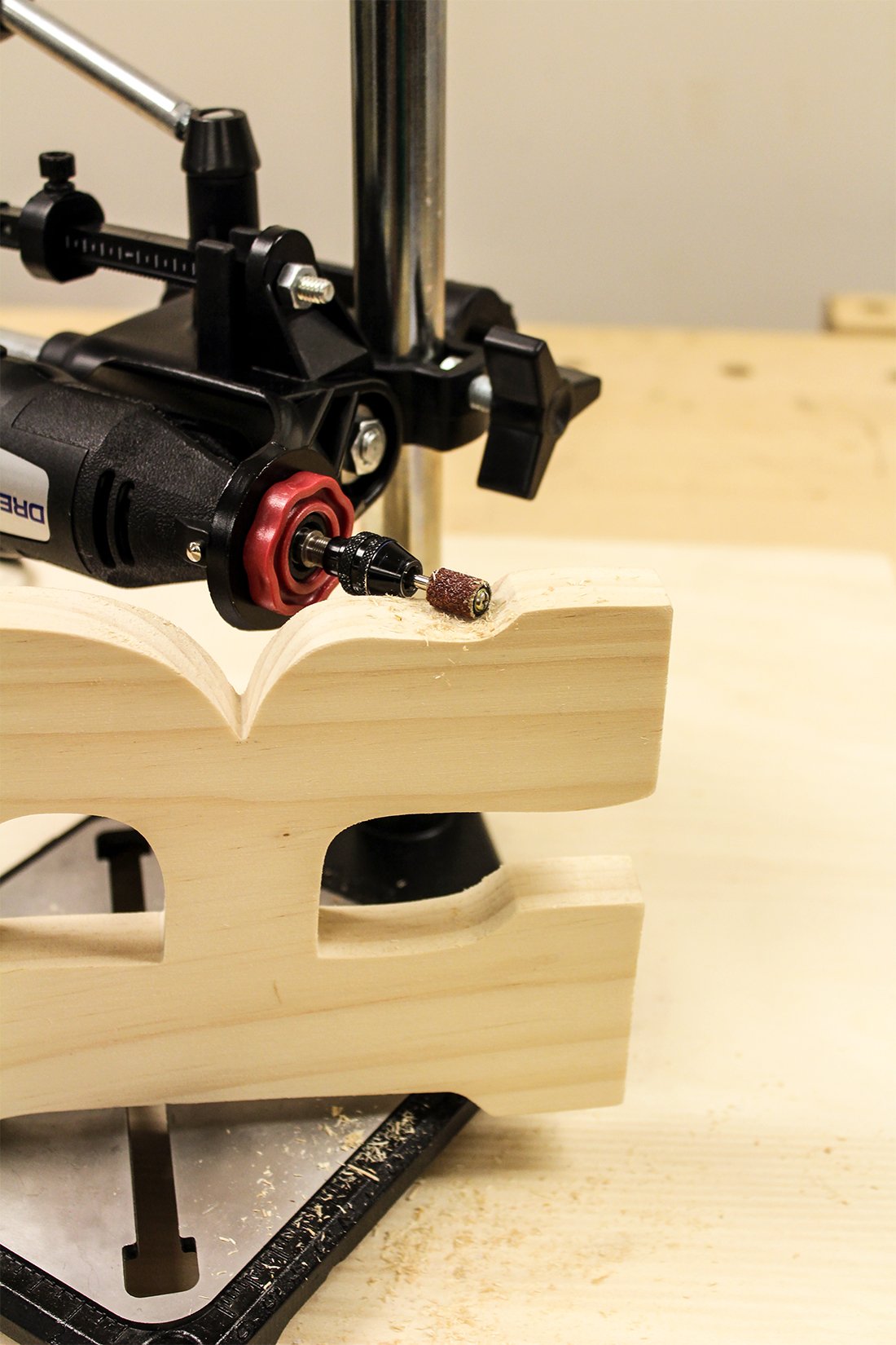 Milescraft 1097 ToolStand - Variable Speed Drill Press Stand (compatible with Dremel). Rotary Tool Not Included Milescraft