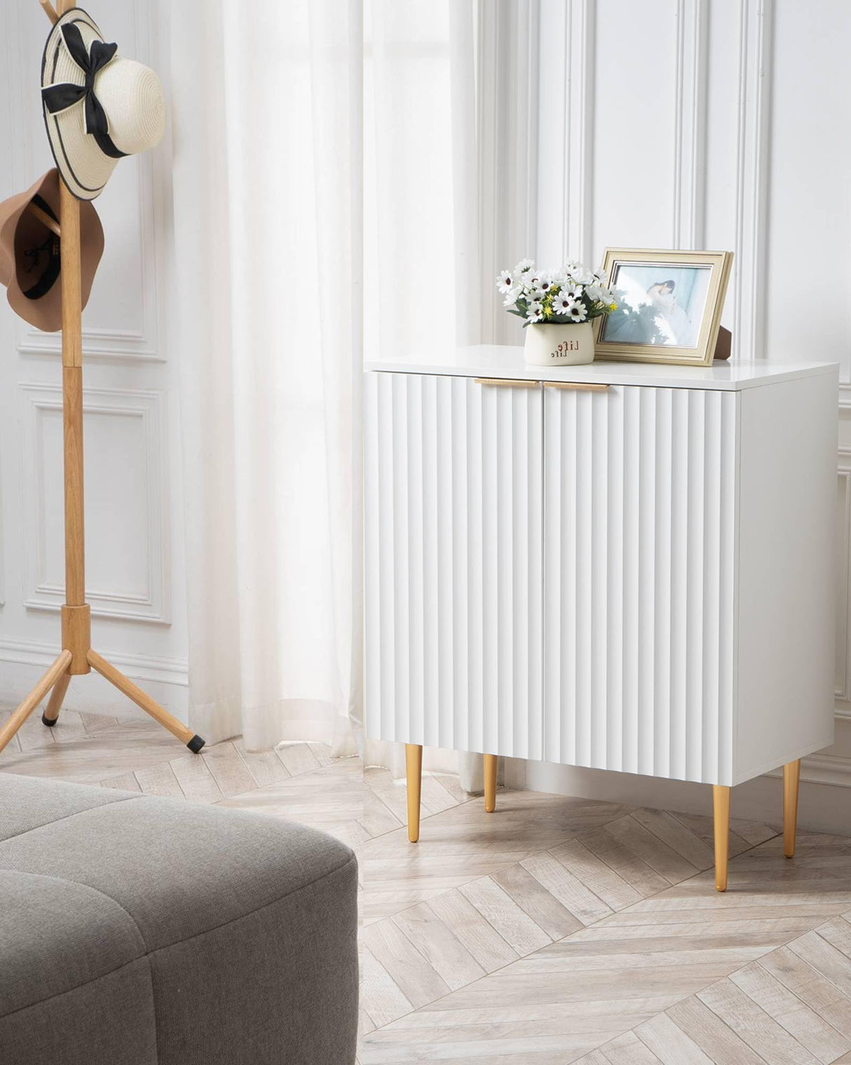 SICOTAS Fluted White Storage Cabinet, Wood Sideboard Buffet Cabinet with Spray-Painted Finish, Multifunctional Console Table with Storage Credenza SICOTAS