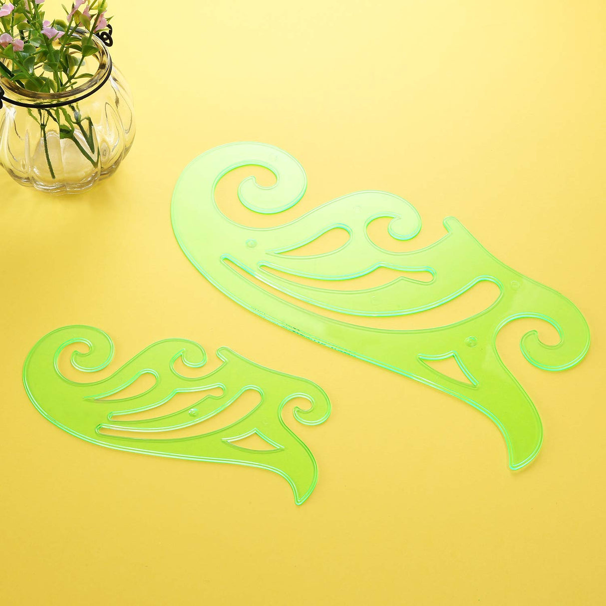 6 Pieces Plastic French Curve Ruler Multi-Function Comic Template Tool Set for Drafting Drawing Template, 6 Assorted Sizes TecUnite