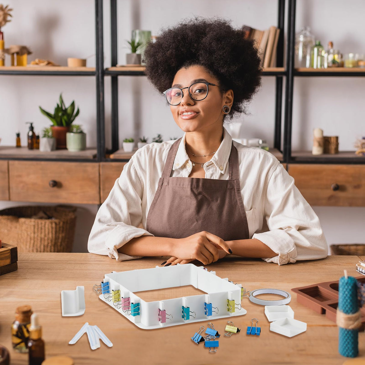 Tioncy 2 Pack Adjustable Mold Housing for Silicone Molds Making Reusable Plastic Housing Frame Silicone Mold Making Kit with Back Sheets Hot Glue Tioncy