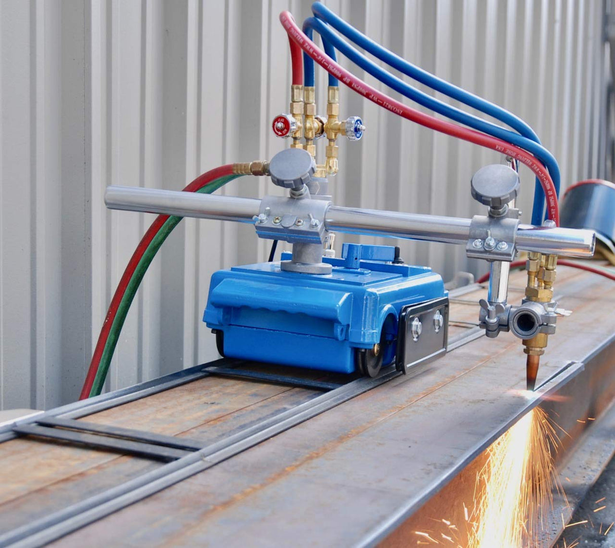 BLUEROCK CG-30 Straight Line Track Torch Kit - Metal Cutting/Beveling by BLUEROCK Tools BLUEROCK