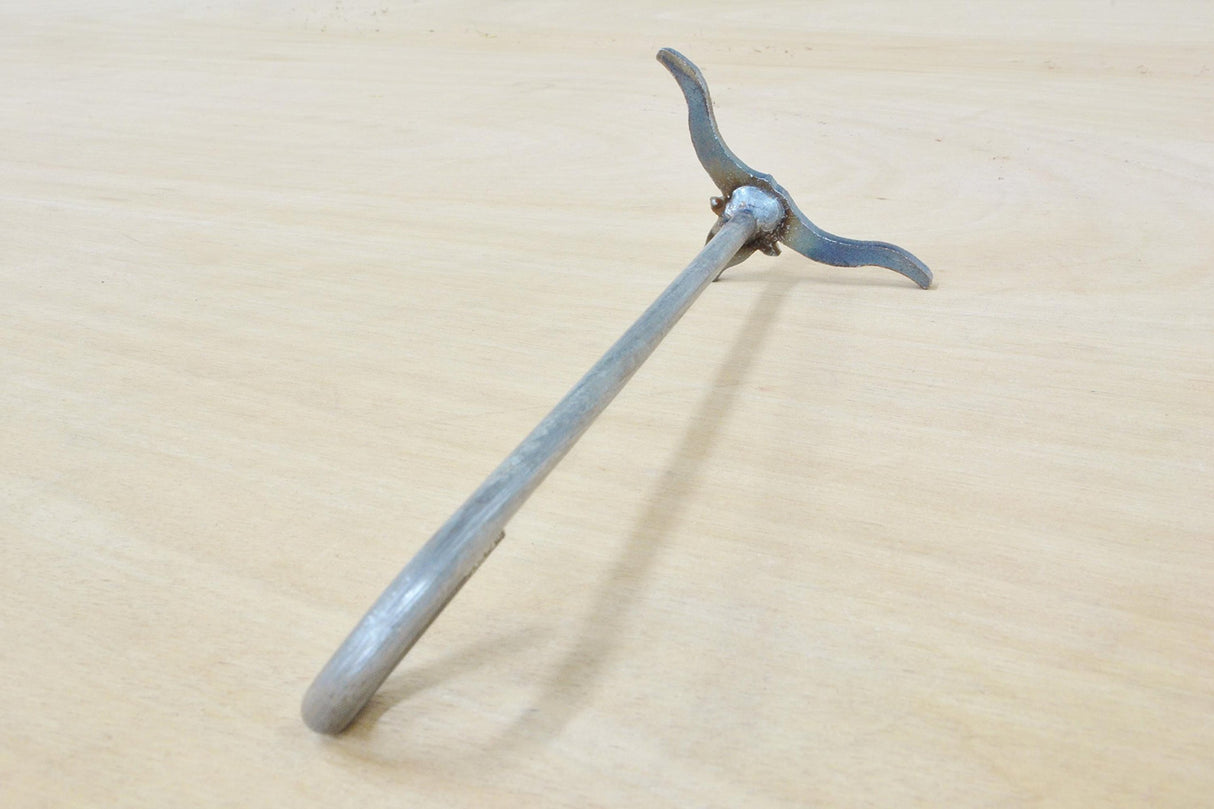 Texas Longhorn Branding Iron by The Leather Guy - Durable 10-Inch Handle for Wood, Leather, and BBQ Personalisation The Leather Guy