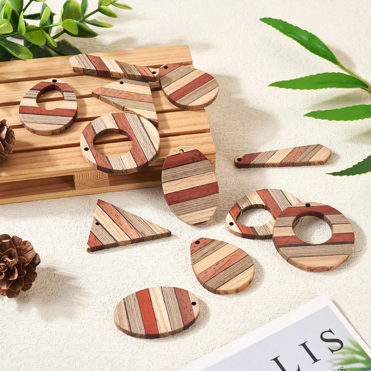 FASHEWELRY 12Pcs Striped Resin Wood Earring Charms Boho Wooden Earring Blanks Geometric Wooden Earring Pieces Vintage Bohemian Charms for DIY Jewelry FASHEWELRY
