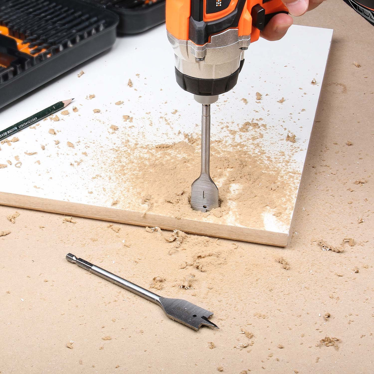 EnerTwist Drill Bit Set, 246-Pieces Drill Bits and Driver Set for Wood Metal Cement Drilling and Screw Driving, Full Combo Kit Assorted in Plastic ENERTWIST