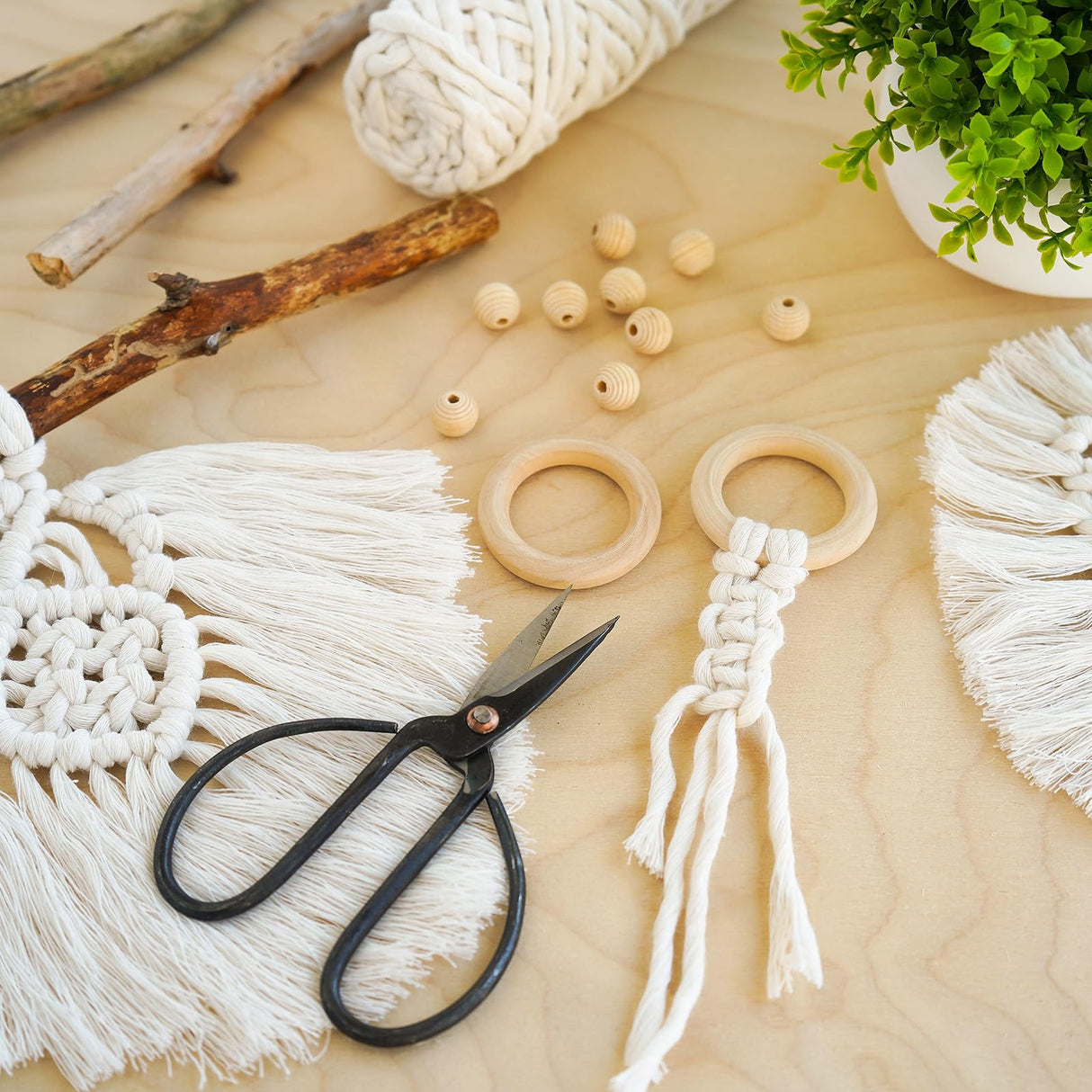 PATIKIL 40mm 1.6" Natural Wooden Rings, 15Pcs 7mm Thick Unfinished Wood Ring Wood Loop Circle for Craft Pendant DIY Jewelry Making Macrame PATIKIL