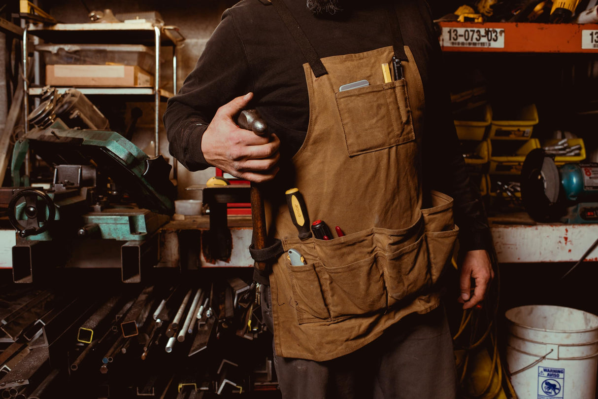 Readywares Waxed Canvas Tool Apron, Carpenter Aprons, Woodworking Aprons Readywares