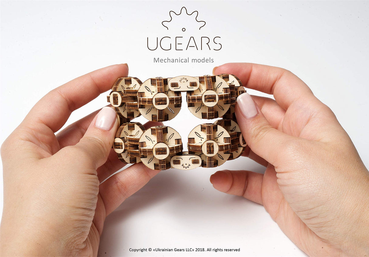 UGEARS Flexi-Cubus Brainteaser, 3D Mechanical Model, Wooden Puzzle - Ideal Gift for Adults and Teens UGEARS