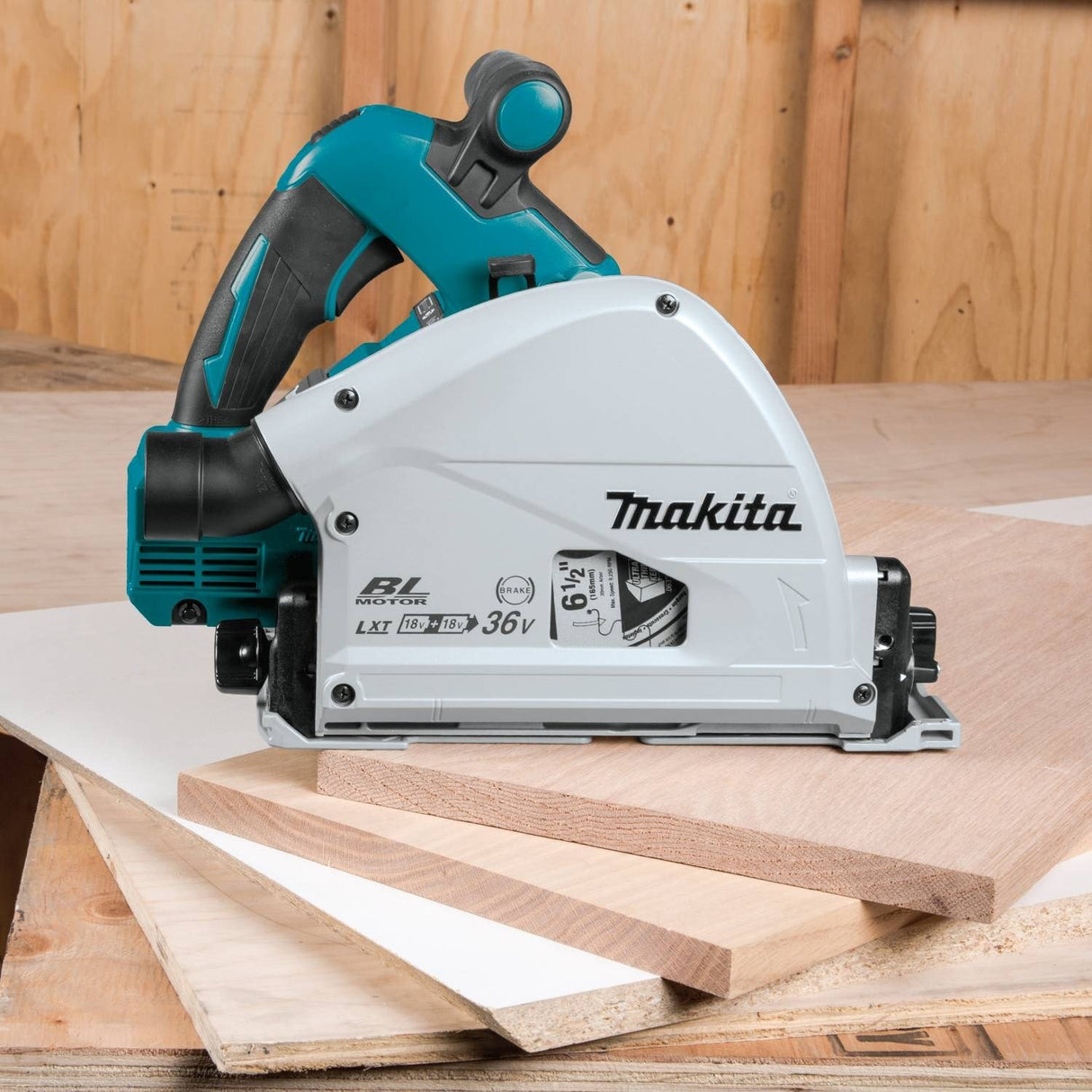 Makita XPS01Z 36V (18V X2) LXT Brushless 6-1/2" Plunge Circular Saw, Tool Only Makita