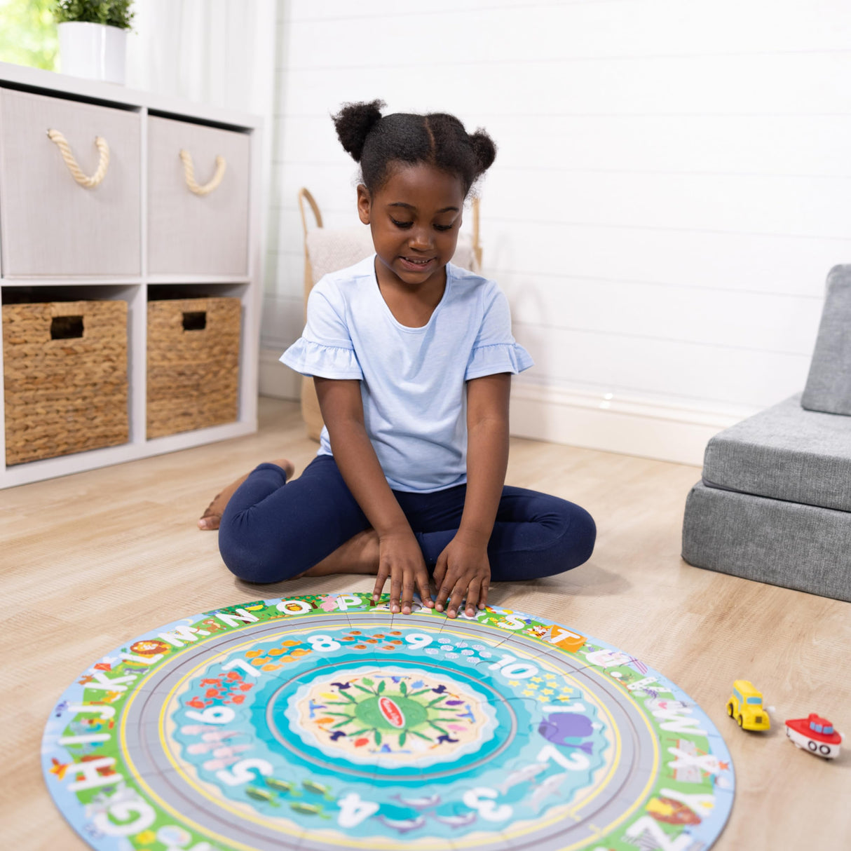 Melissa & Doug Round The Shore Tracks Cardboard Jigsaw Floor Puzzle and Wind-Up Vehicles – 48 Pieces, for Boys and Girls 3+ - FSC-Certified Materials Melissa & Doug
