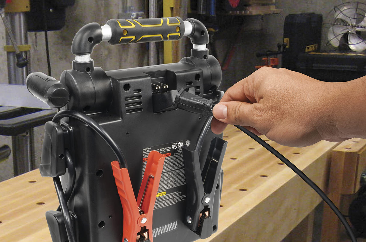 STANLEY J509 Portable Power Station Jump Starter 1000 Peak Amp Battery Booster, USB Port, Battery Clamps STANLEY