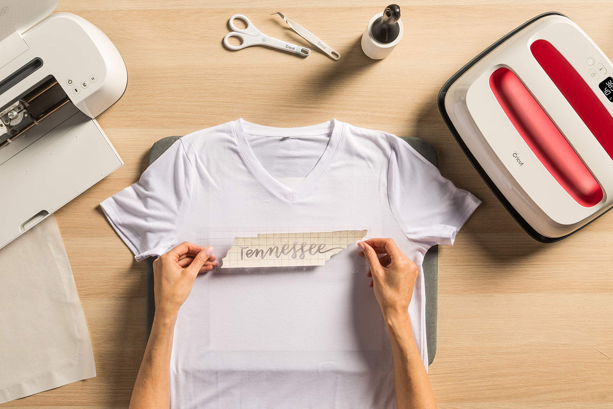 Cricut womens Women's T-shirt BLANK TSHIRT MEDIUM, White, Medium US Cricut