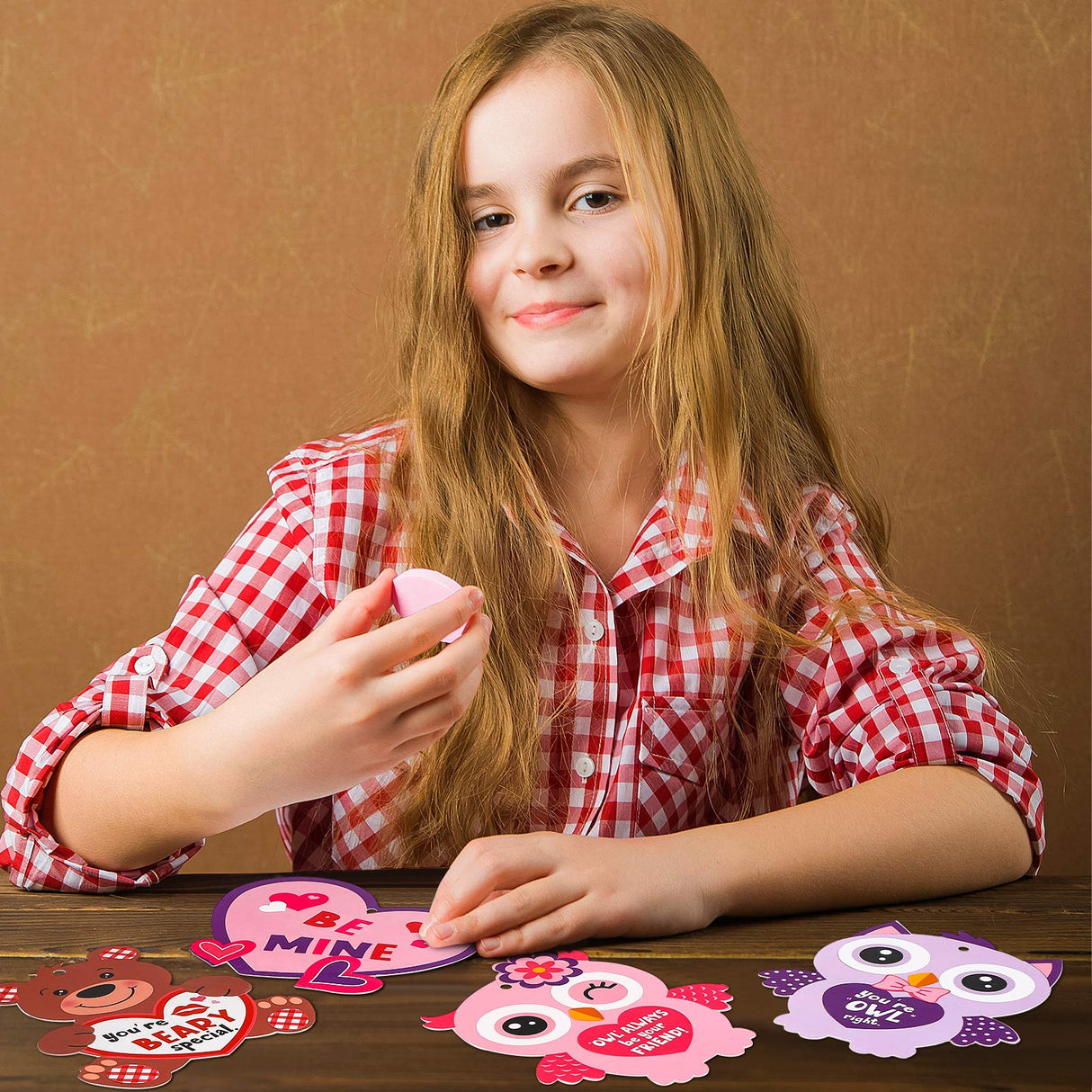 Valentine's Day Crafts Kits DIY Valentine Decorations Hanging Ornaments, Lanyards for Kids Family Entertainment Activities, 4 Styles (24 Sets) Sumind