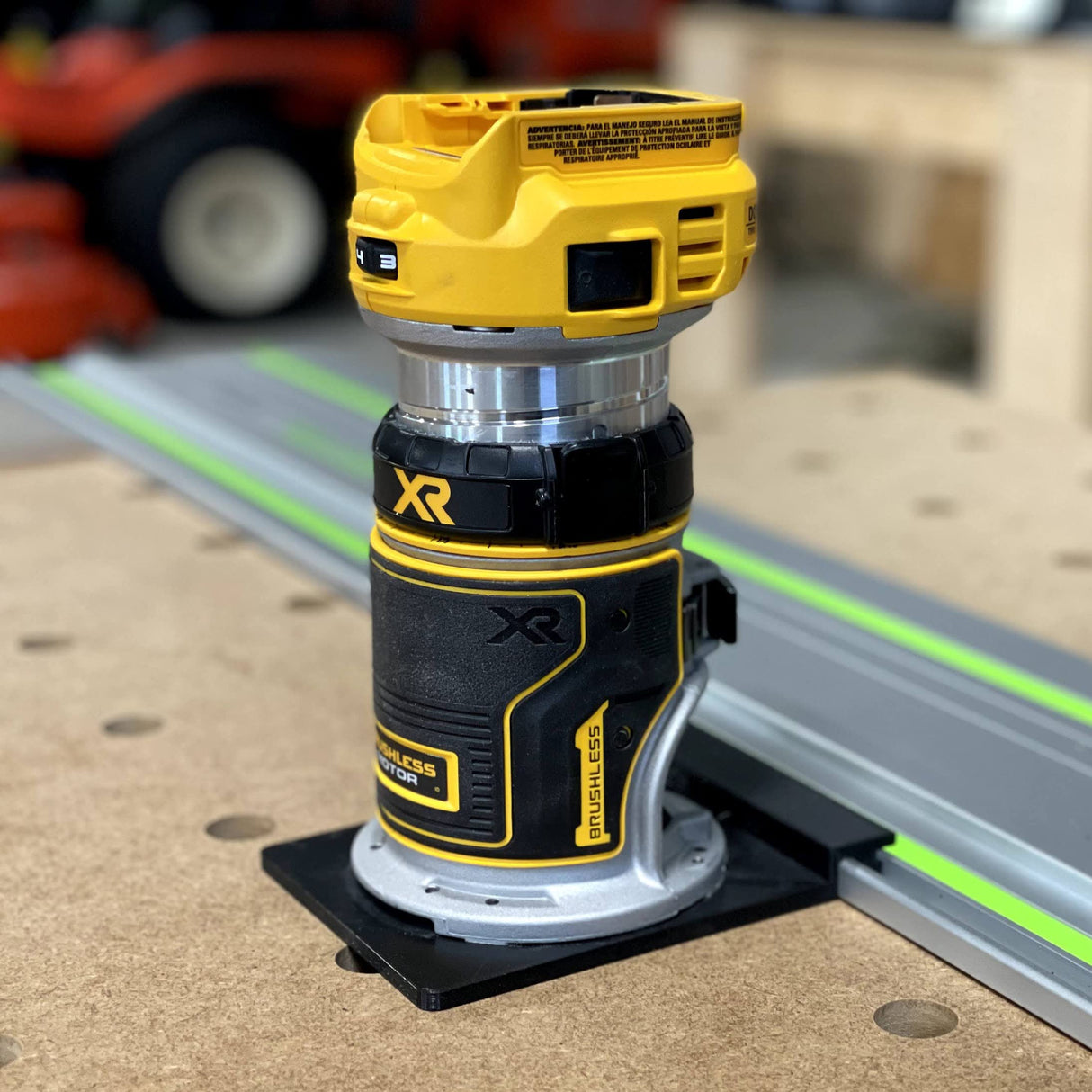 ToolCurve's Guide Rail Adapter Compatible with Dewalt Router - Made in USA ToolCurve