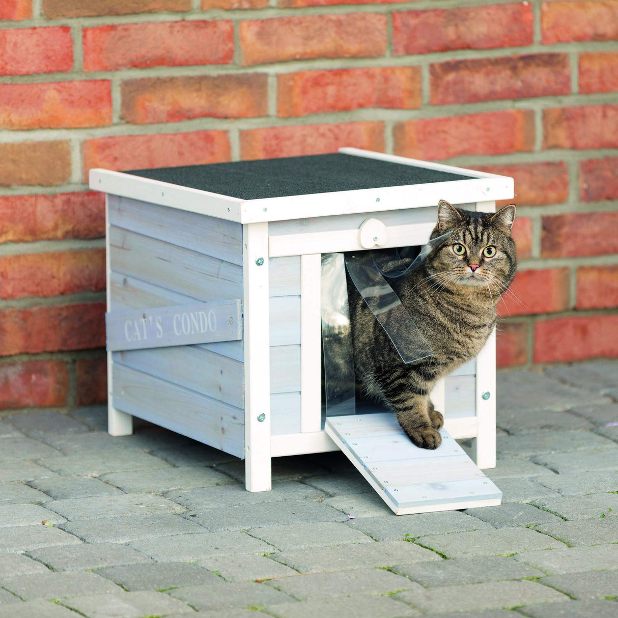 TRIXIE natura Weatherproof Small Outdoor Pet Home, Cat House, Rabbit House, Shelter for Feral Cats or Small Animals TRIXIE