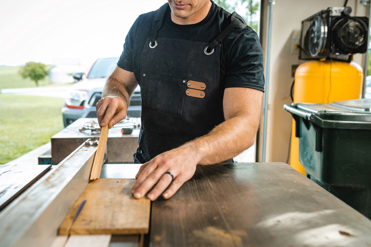 WHITEDUCK Work Apron 24oz Woodworking Apron for Men Waxed Heavy Duty Canvas Apron with Pockets (Black) WHITEDUCK