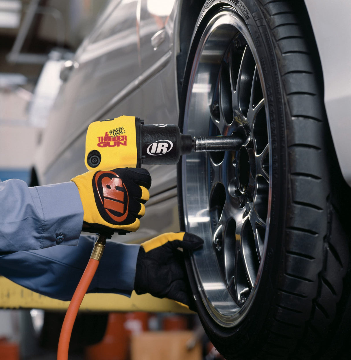 Ingersoll Rand 232TGSL 1/2" Thunder Gun, Fastest Air Impact Wrench, 625 ft lbs Max Reverse Torque, 550 ft lbs Forward Torque, 10,000 RPM, Adjustable Ingersoll Rand