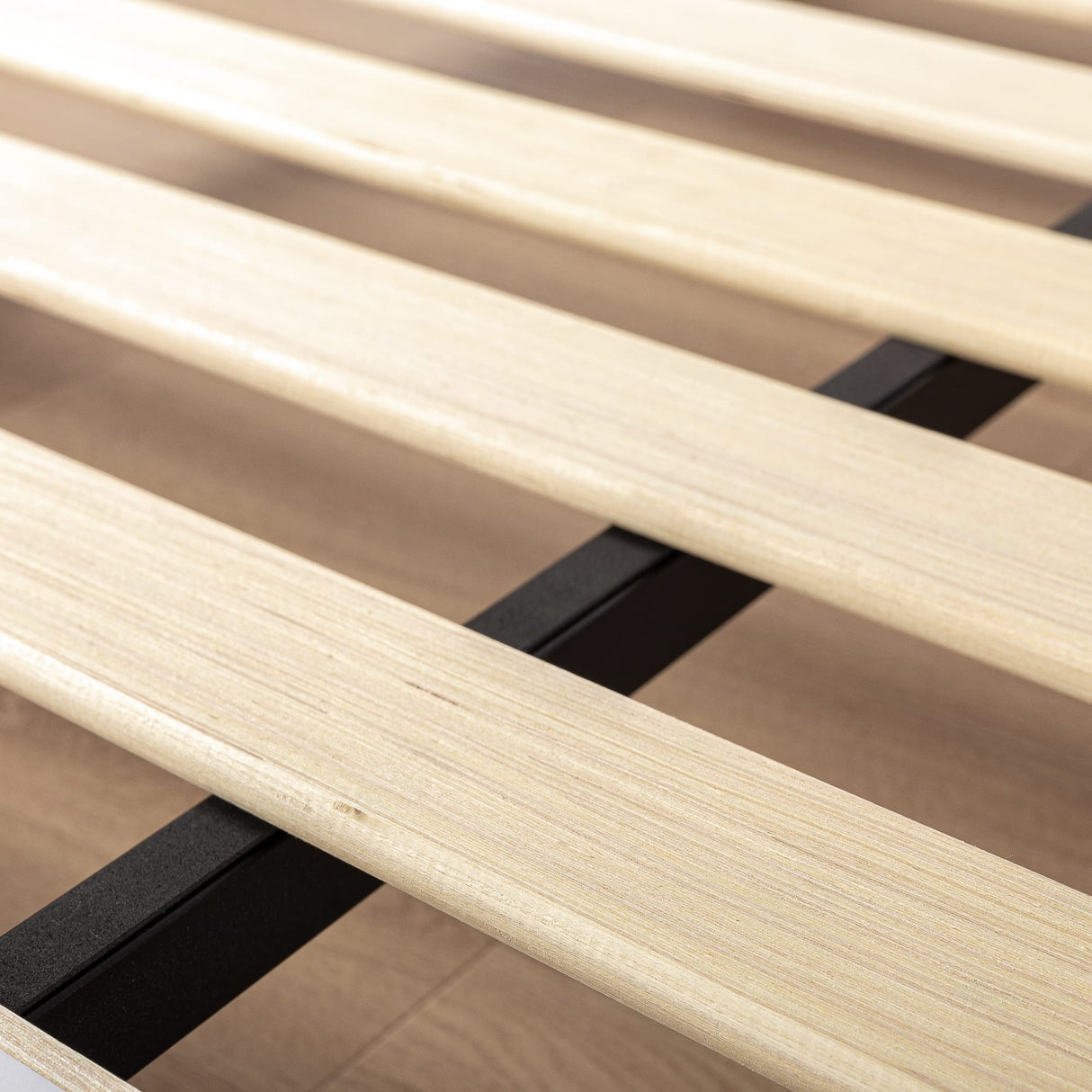 ZINUS Suzanne 37 Inch Bamboo & Metal Platform Bed Frame with Solid Steel Support ZINUS