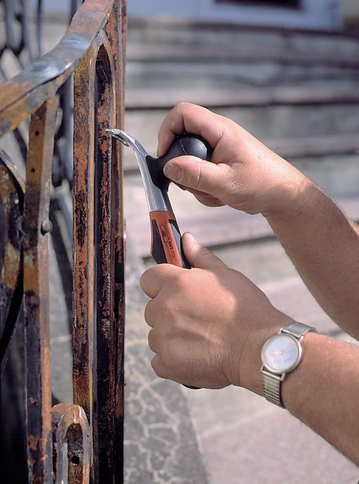 Bahco 665 Premium Ergonomic Carbide Scraper, 2-1/2" Bahco