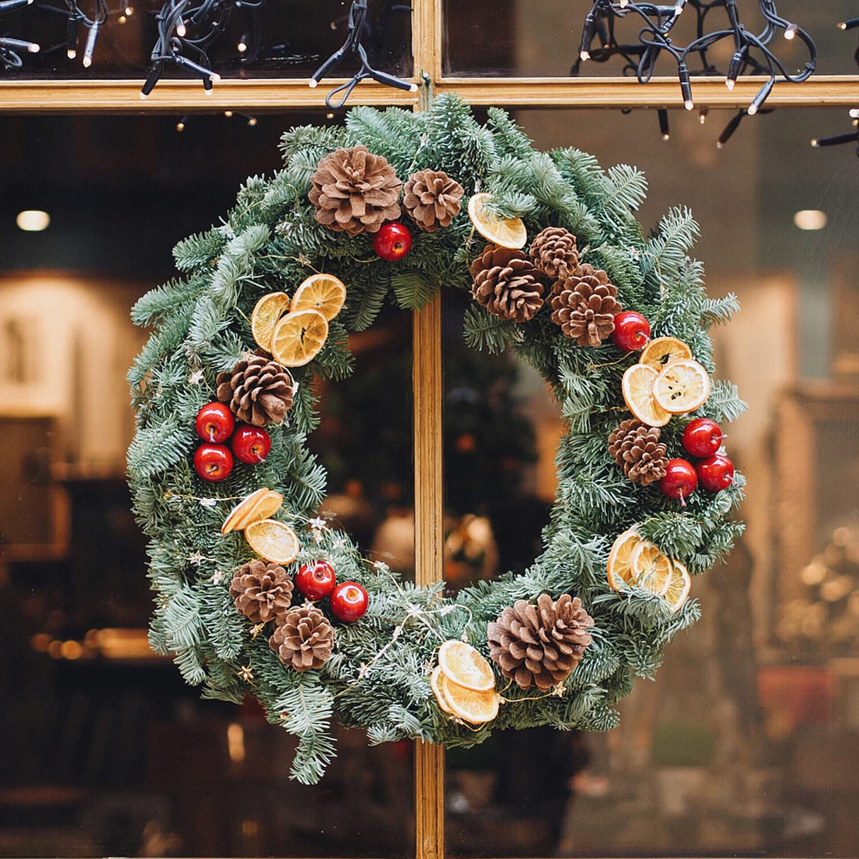 12 Pcs Wooden Wreath Frames for Crafts Unfinished Wooden Craft Floral Hoop Rings DIY Christmas Garland Wood Hanging Decorations for DIY Christmas AWIZOM