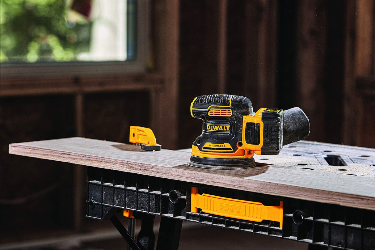 Dewalt DCW210BR 20V MAX XR Brushless Variable-Speed Lithium-Ion 5 in. Random Orbital Sander (Tool Only) (Renewed) DEWALT