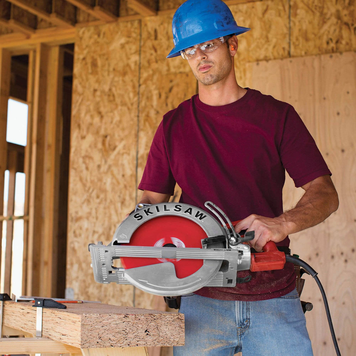 Skilsaw Magnesium Sawsquatch Worm Drive Circular Saw - 10 1/4in. 15 Amp, with Electric Brake, Model Number SPT70WM-22 Skilsaw