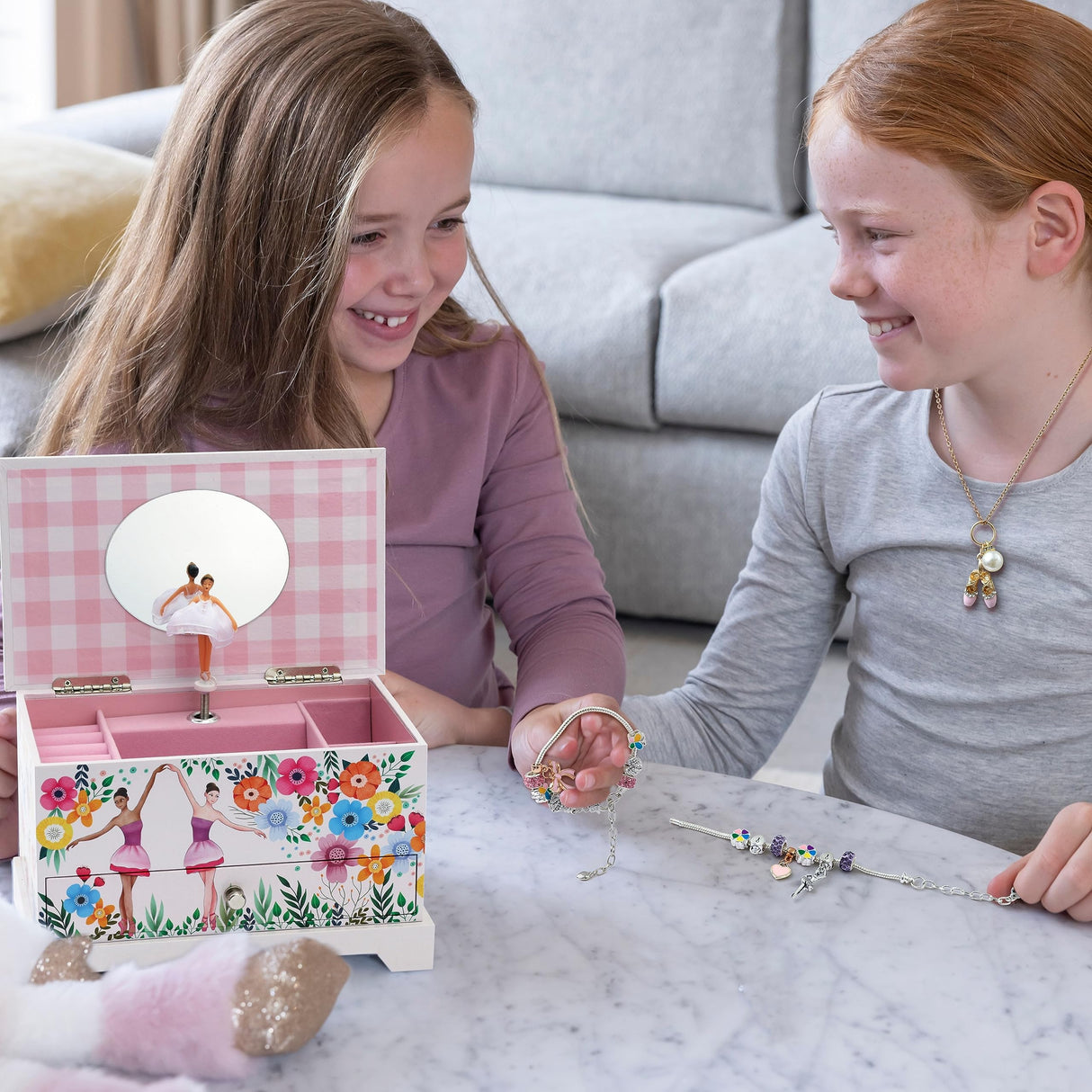 ABI + OLIE Ballerina Kids Jewelry Box for Girls - Little Girls Jewelry Box - Musical Jewelry Box for Girls 4-12 - Music Boxes for Girls - Perfect ABI + OLIE