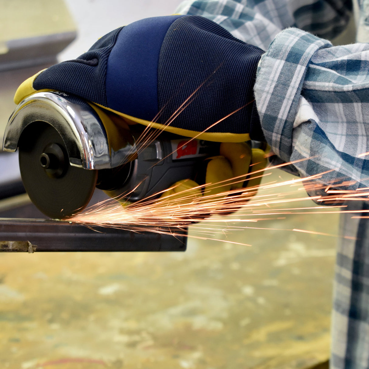 Campbell Hausfeld 'Get Stuff Done' Air Cut-Off Tool with 3" Cutting Disc & 360 Degree Rotating Guard (XT200000) Campbell Hausfeld