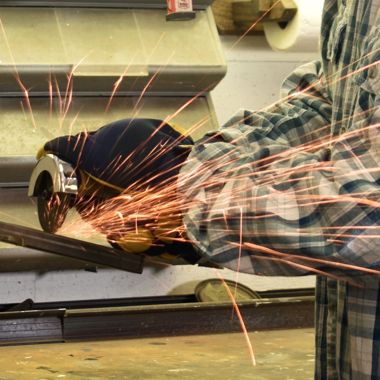 Campbell Hausfeld 'Get Stuff Done' Air Cut-Off Tool with 3" Cutting Disc & 360 Degree Rotating Guard (XT200000) Campbell Hausfeld