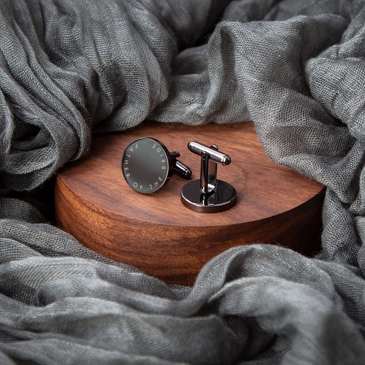 MUUJEE Cufflinks with Engraved Wood Gift Box (Father of the Bride) MUUJEE