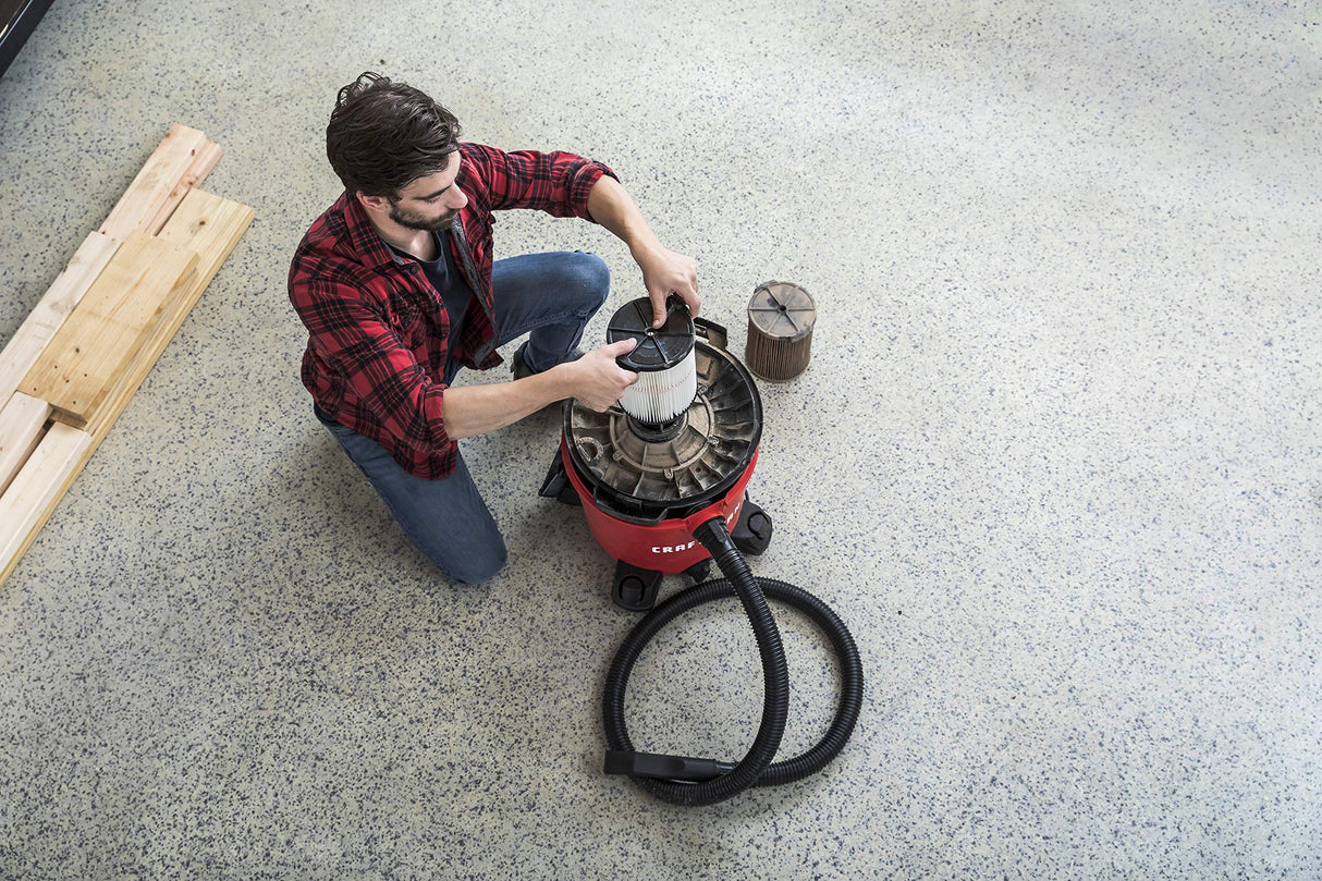 CRAFTSMAN CMXEVBE17590 9 Gallon 4.25 Peak HP Wet/Dry Vac, General Purpose Portable Shop Vacuum with Attachments Craftsman