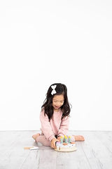 Pearhead Celebration Montessori Birthday Cake Toy Set, Wooden Play Toys for Developmental Learning, Play Kitchen Sets for Toddlers Ages 3+ Years, Pretend Play Food Sets, 14 Piece Wooden Play Toy Set Pearhead