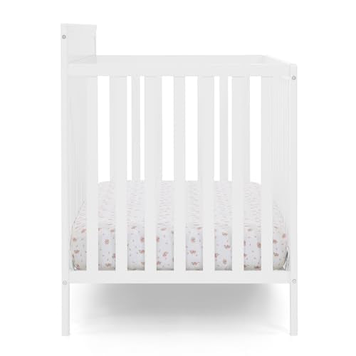 Delta Children Isabelle 6-in-1 Convertible Crib, Converts to Toddler Bed, Daybed, Sofa & Full Bed With/Without Footbaord, Fits Standard Crib Mattress, 3 Mattress Heights for Baby Nursery, Bianca White