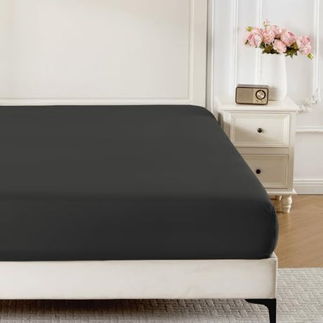 ROSE&RISY Black Queen Fitted Sheet,Soft and Breathable for Sleeping,Cooling Fitted Sheets,16“ Deep Pocket, 1pack (Black, Queen) ROSE&RISY