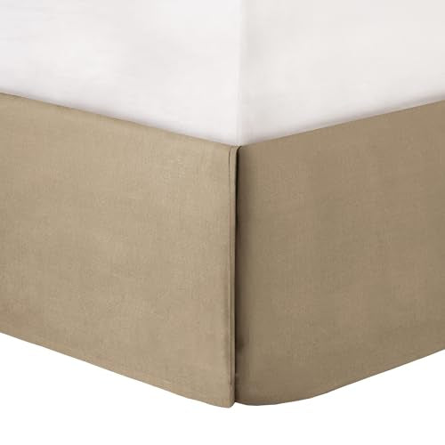 Madison Park 7-Piece Velvet Comforter Set, Jacquard Bedding Sets for All Season, Includes Comforter, Bed Skirt, Pillow Shams and Decorative Pillow, Queen/King/Cal King, Nocturne, Champagne Madison Park