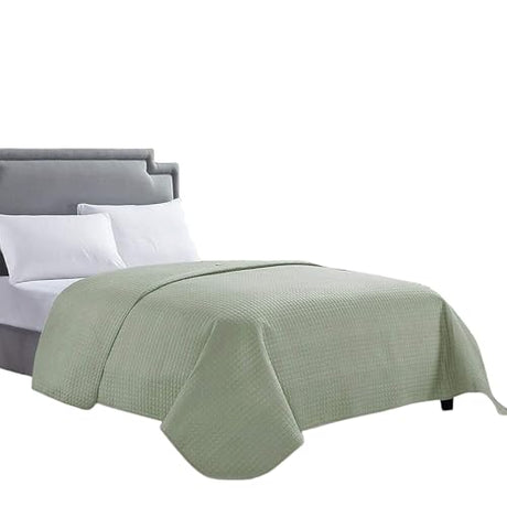 HollyHOME Luxury Checkered Super Soft Solid Single Pinsonic Quilted Bed Quilt Bedspread Bed Cover 102"x96", Sage Light Green, King HollyHOME