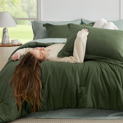 Bedsure Queen Comforter Set - 7 Pieces Olive Green Queen Bedding Set for All Seasons, Boho Contrasting Design Bed in a Bag with Comforter, Sheets, Pillowcases & Shams Bedsure