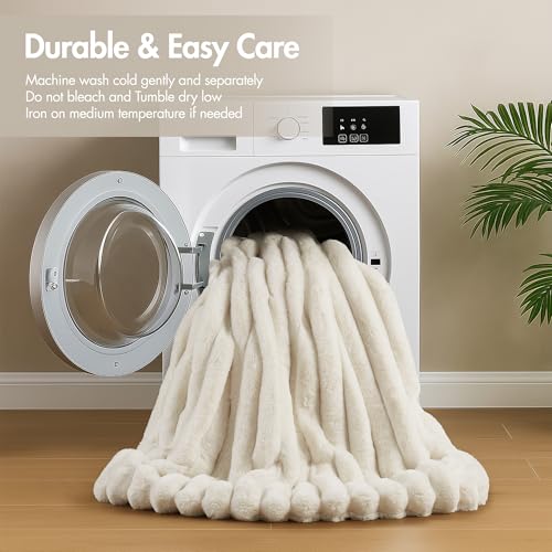 Madison Park Jasmine King Comforter Set, Luxurious Reversible Faux Fur Plush Ribbed Velvet Bedding, Fuzzy Thick Warm Winter Comforter, Super Soft Fluffy 3-Piece Set Ivory Madison Park