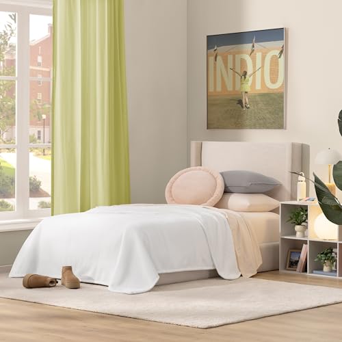 UGG Nita Twin Blanket, Luxury Soft Twin XL Warm Blanket for Bed or Extra Large Throw for Couch, Cozy Dorm Bedding, Bedroom Decor, 66-inch x 90-inch, White Snow UGG