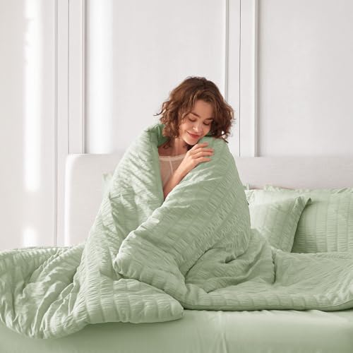 MUXHOMO 5 Pieces Twin Comforter Set, Seersucker Bed in a Bag Twin Size, All Season Luxury Bedding Set with Comforter, Flat Sheet, Fitted Sheet, Pillowcase & Sham, Light Green MUXHOMO